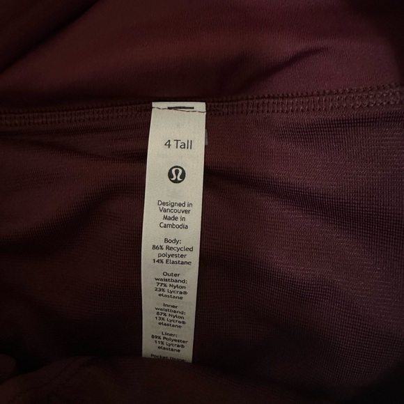 NEW WITHOUT TAGS Lululemon Speed Up HR Short 4” *Lined - Picture 6 of 6
